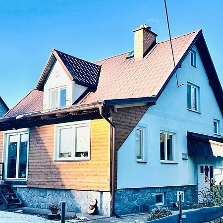 Apartmama Lipova Екстериор снимка